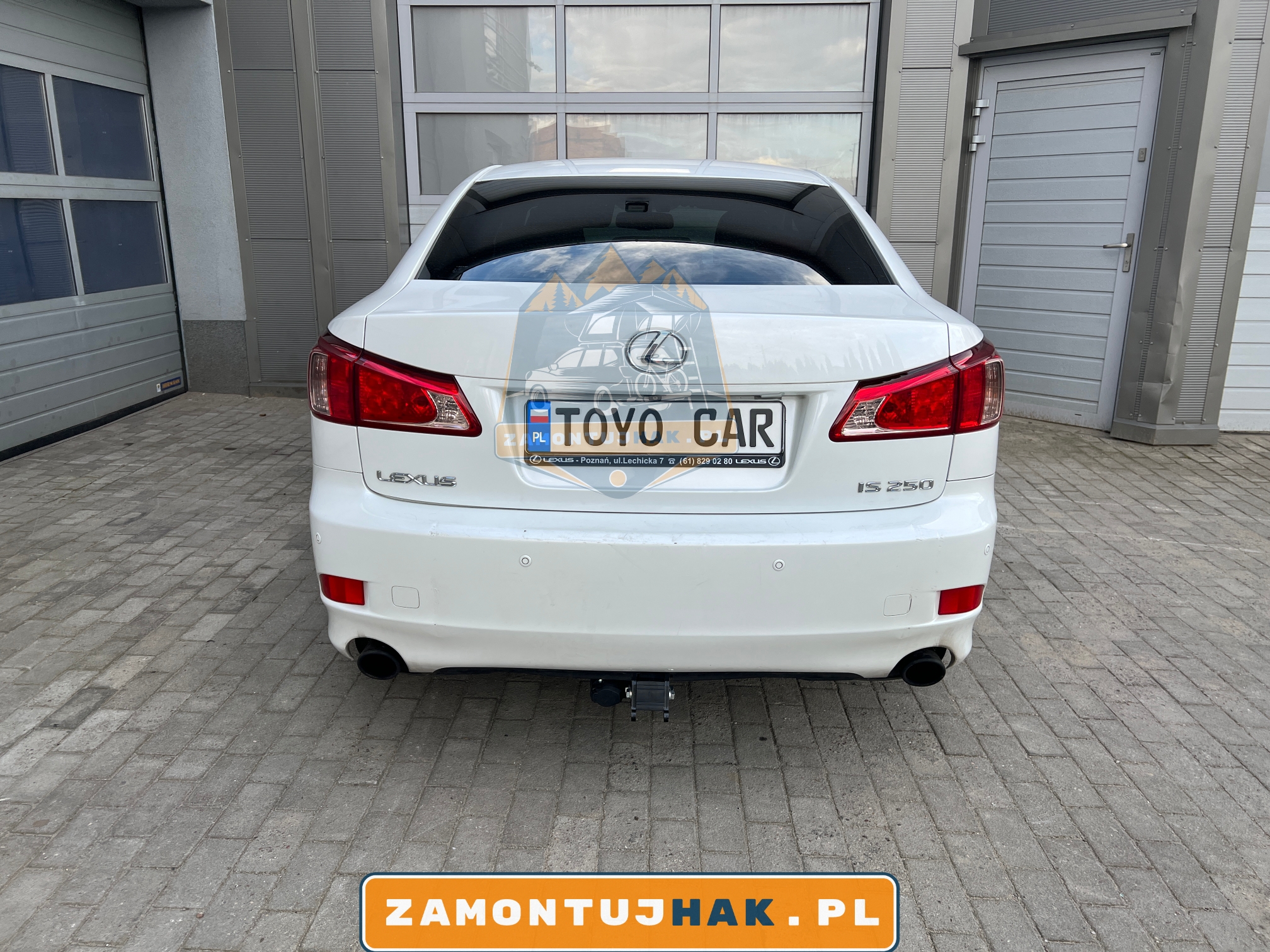 zdjecia samochodu lexus is 250 z hak holowniczy